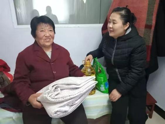 微信点赞送礼物快手里多少个红心能兑换礼物