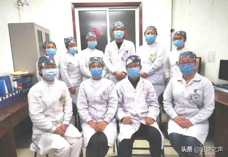 领导会给下属微信点赞员工要不要给公司领导私下送礼送钱