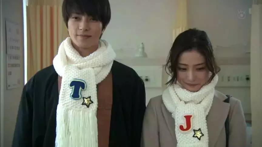 微信运动 点赞一个姐姐一直微信运动给我点赞