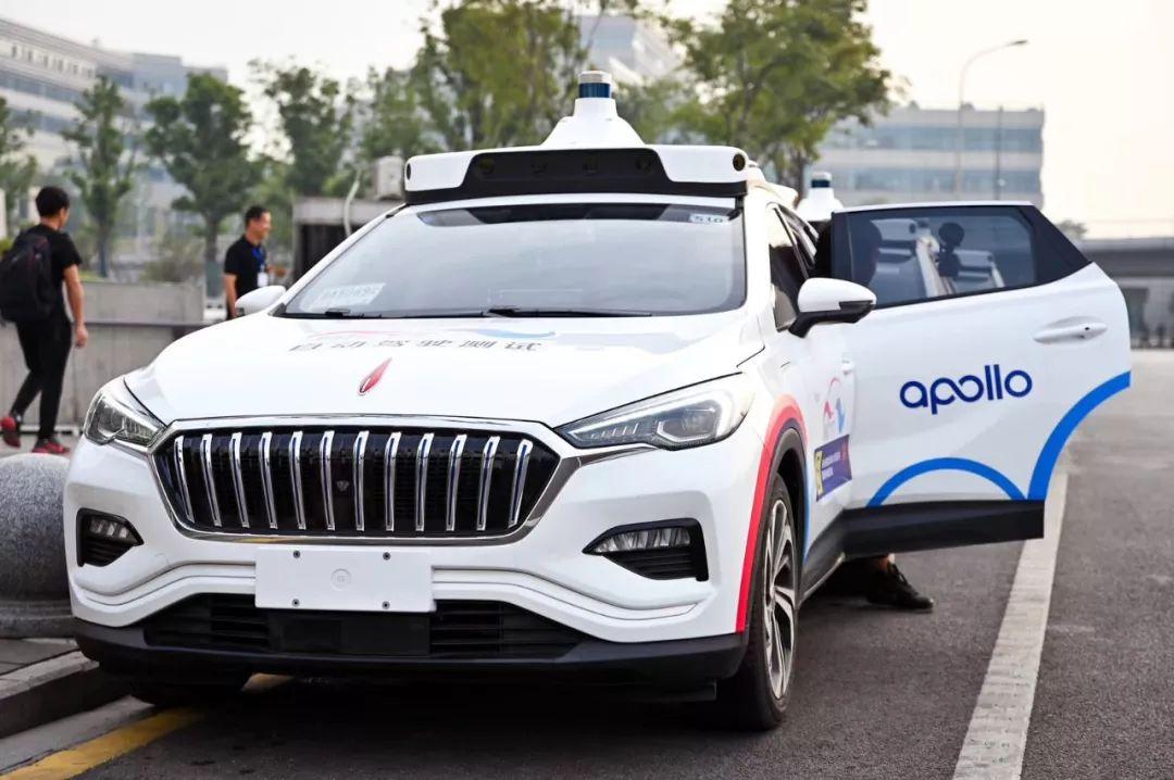 微信朋友圈一键点赞微信新出的功能拍一拍有什么用