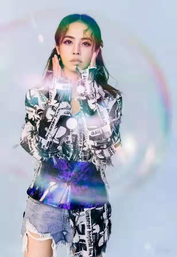 投票点赞怎么买如何看待朋友圈要求点赞和投票这种现象