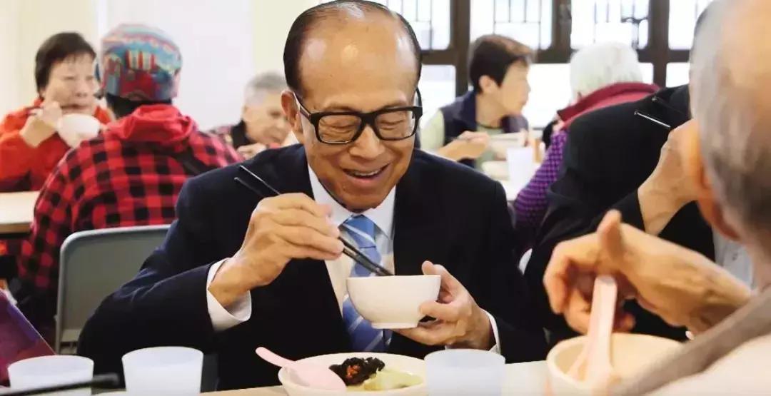 一块钱买1000个赞红色一元纸币收藏价值高吗